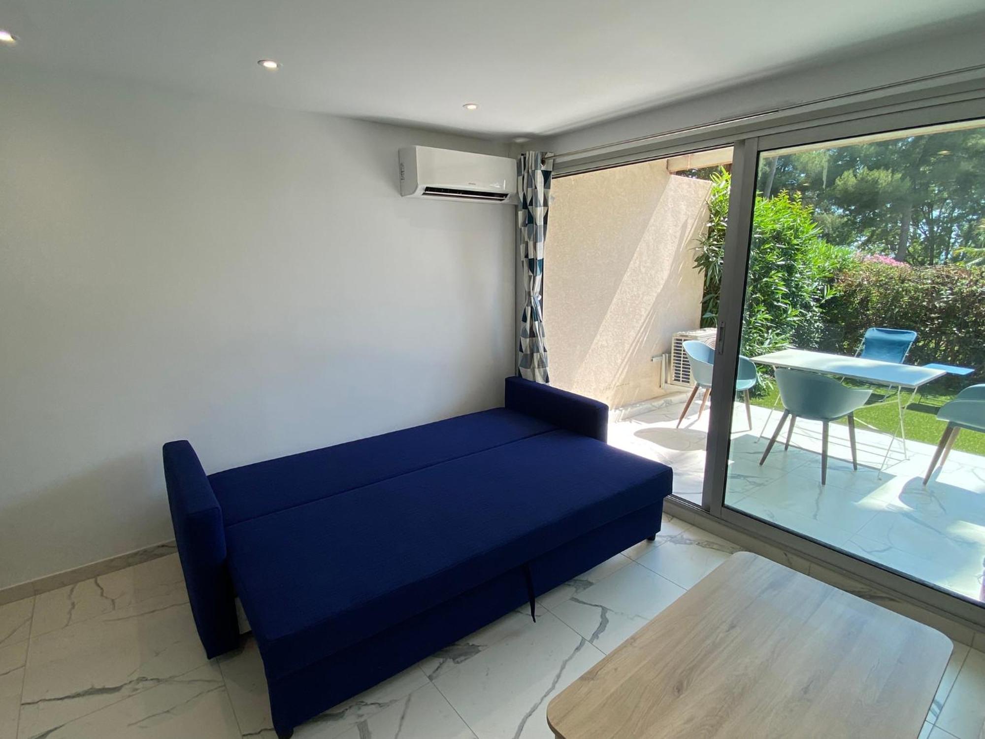 Appartement Face Mer Et Port Santa Lucia Climatise Et Wifi Saint-Raphaël Esterno foto
